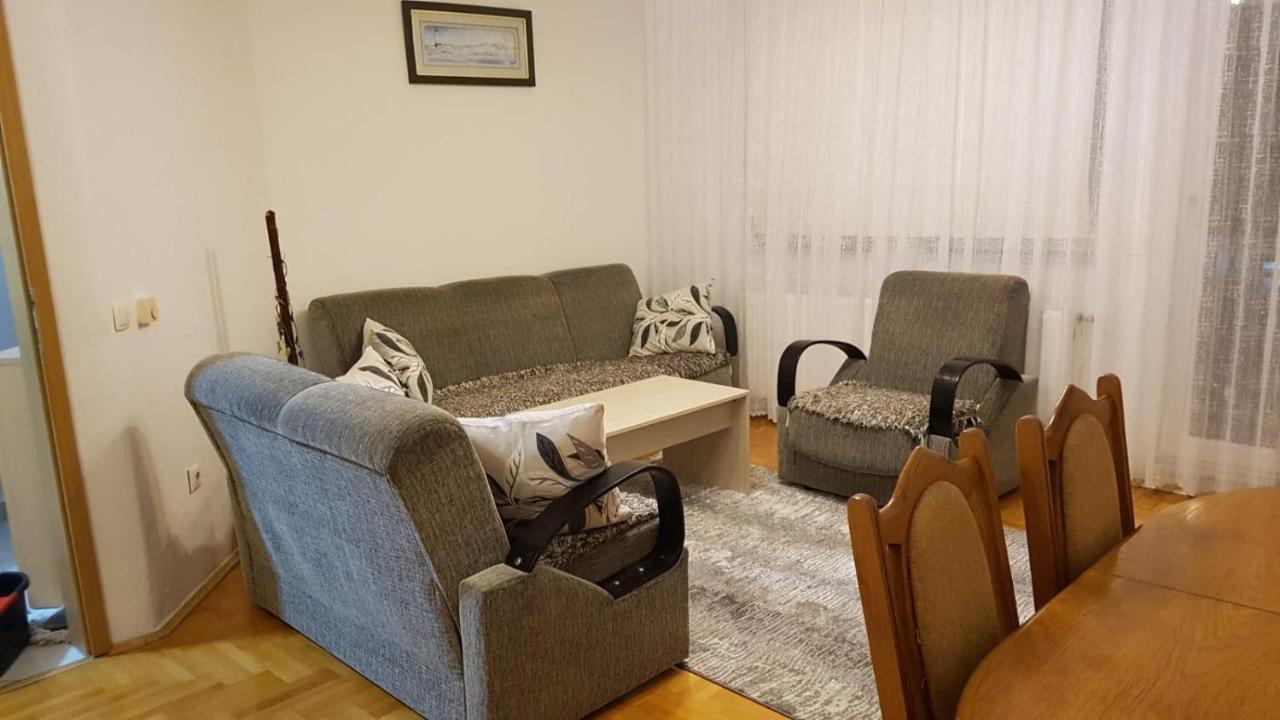 Redon Apartment 프리슈티나 외부 사진